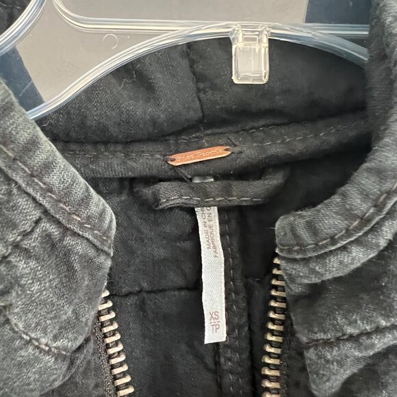 Free People Women's Dolman Quilted Denim Jacket Washed Black Size XS - Picture 4 of 5